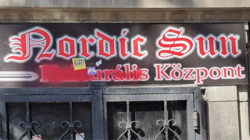 Nem történt bűncselekmény a rongálást elkövető momentumos aktivistával szemben