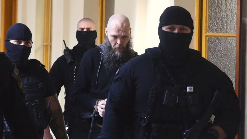 Bérgyilkosságot tervezett, három ember halálát akarta