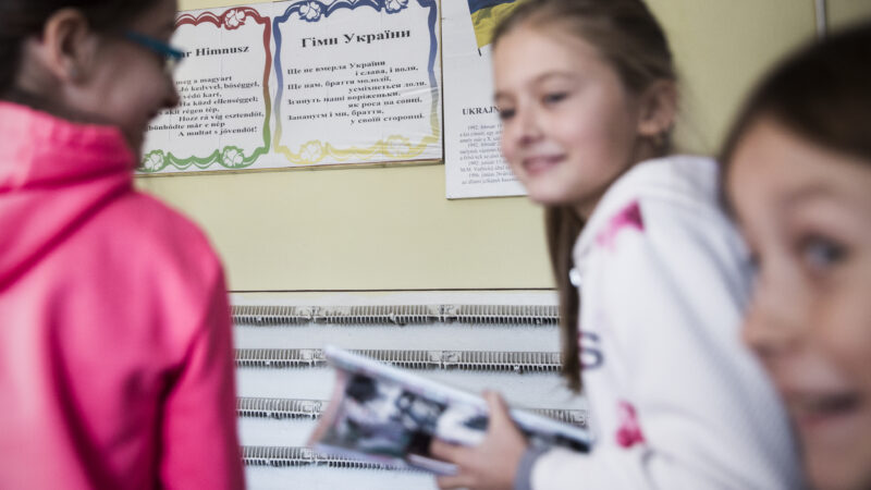 Az ukrajnai tanároknak azt mondták, hogy tegyenek úgy, mintha nem tudnának oroszul