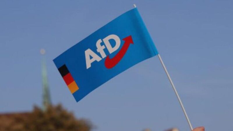 Csúcson az AfD támogatottsága, miközben mélyponton van a német kormánypártoké