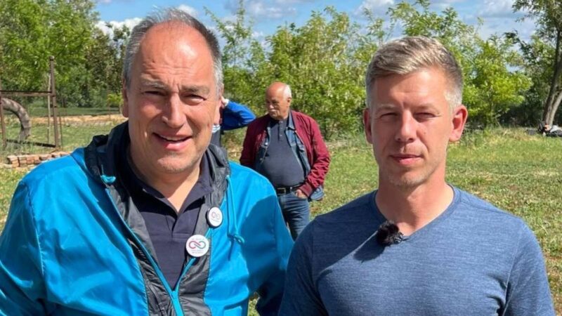 „Vállalkozó szellemű” lányokat keresett korábban a Facebookon a brutális adóemelést belengető tiszás munkacsoportot vezetője