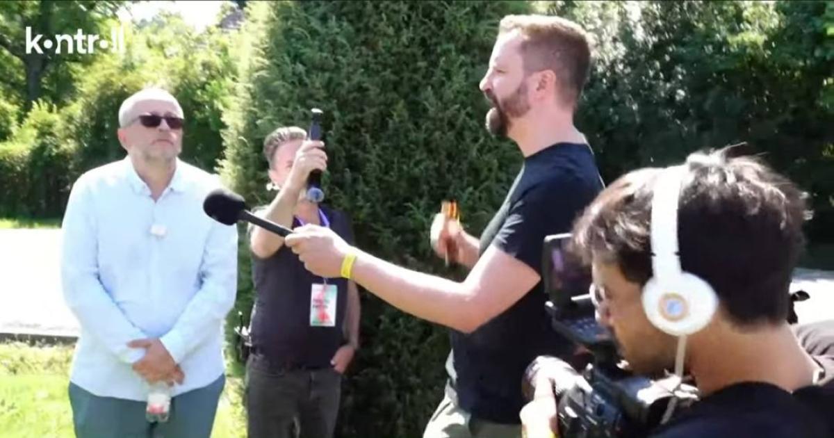 Botrány Parajdon: Magyar Péter testőrei támadtak Császár Attilára – Videóval