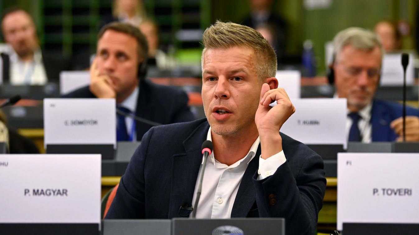 Magyar Péter ismét megcsillogtathatta színészi és rendezői képességét