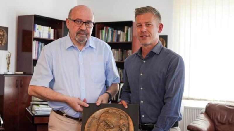 Magyar Pétert lepoloskázták, ő pedig lerománozta Markó Bélát