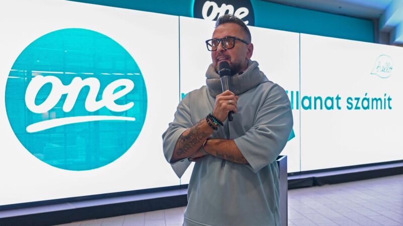 Jótékony célokra fordítja a One a Majkával felbontott szerződés fennmaradó összegét