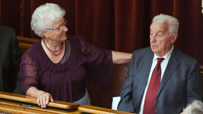 Orbán Viktor édesapja Hatvanpusztáról vallott: „Nehezemre esett látni, hogy minden tönkremegy”