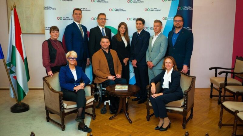 Újabb képviselők távozhatnak a Tisza párt fővárosi frakciójából