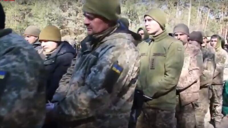 Kijev nem hajlandó átvenni ezer fogságba esett ukrán katonát, mától nyilvános a lista
