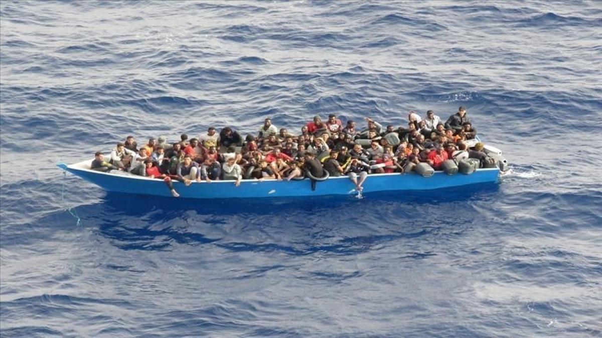 Afrikaiak boszorkányság vádjával megöltek több tucat migránst egy Kanári-szigetekre tartó hajón