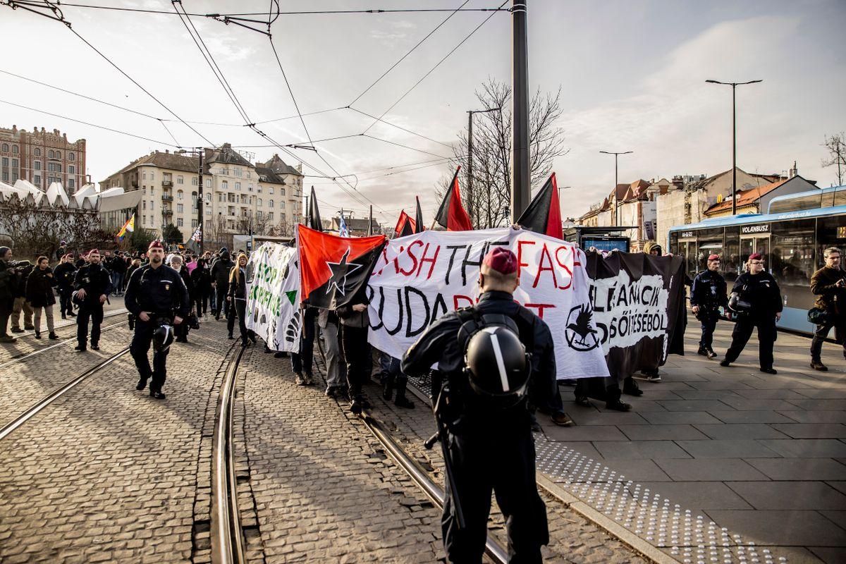 Minden eszközt bevethetnek hazánkban is az antifák ellen