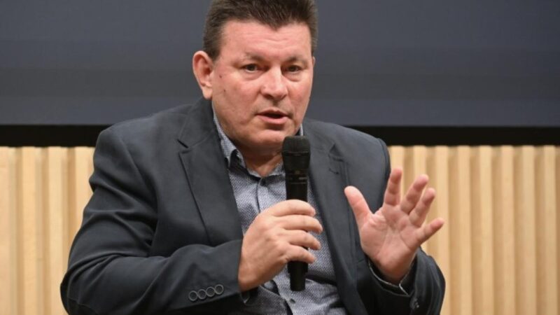 Szőlő utca: amikor a gyermekvédelemről szóló vita államellenes puccskísérletté és politikai túlélőharccá vált