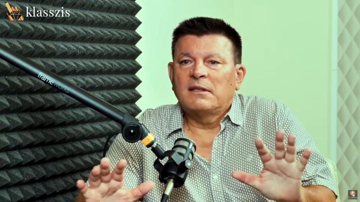 Még a saját lapja is törölte impresszumából az álhírterjesztő Káncz Csabát