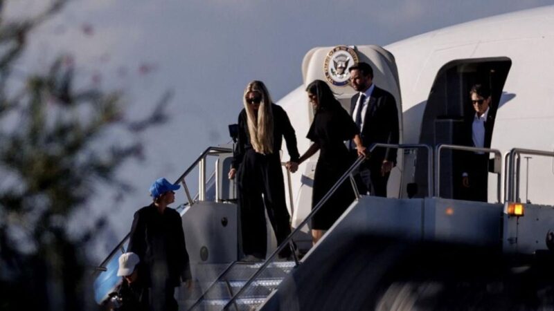 Üzent a világnak Charlie Kirk özvegye