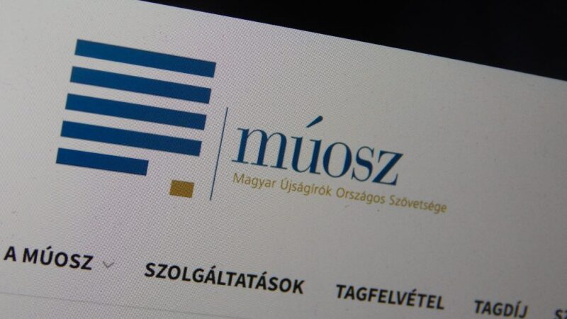 A MÚOSZ szerint törvényellenes az újságírókat a munkájukban akadályozni