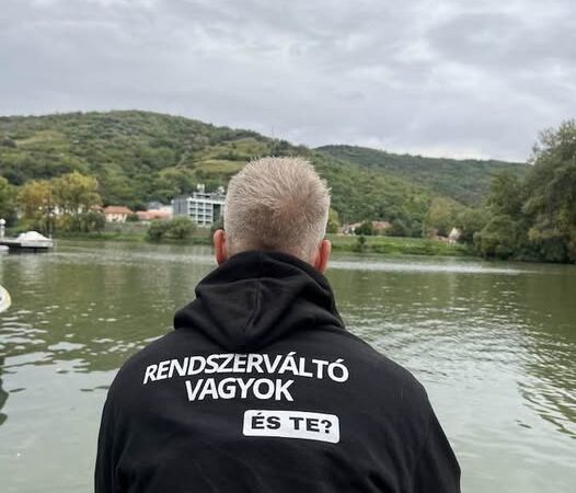 „Nem csak a TISZA, a bankszámlád is apad?” – Takács Péter megtaposta a „tarháló” Tisza-vezért