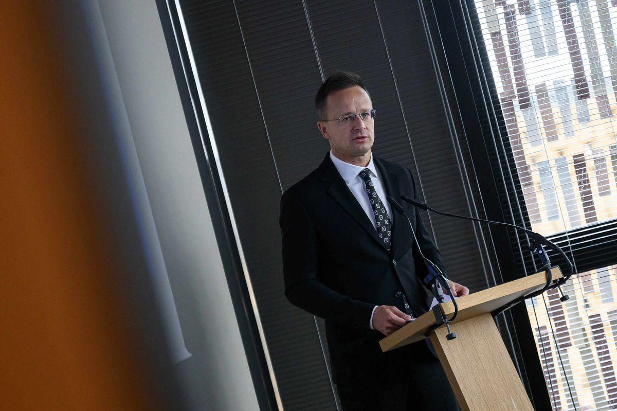 Szijjártó Péter: Teljesen reális harmadik világháborús kockázattal nézünk szembe