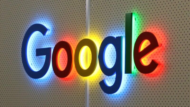 A Google is beismerte: Bidenék nyomására cenzúrázták a YouTube-ot