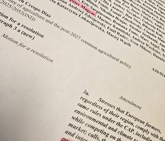 Magyar Péter megint aláírt egy indítványt, most éppen a magyar gazdák kárára