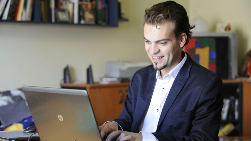 Stumpf András szerint Magyar Péter „agyhalottai” nem tudnak vigyázni a szavaikra