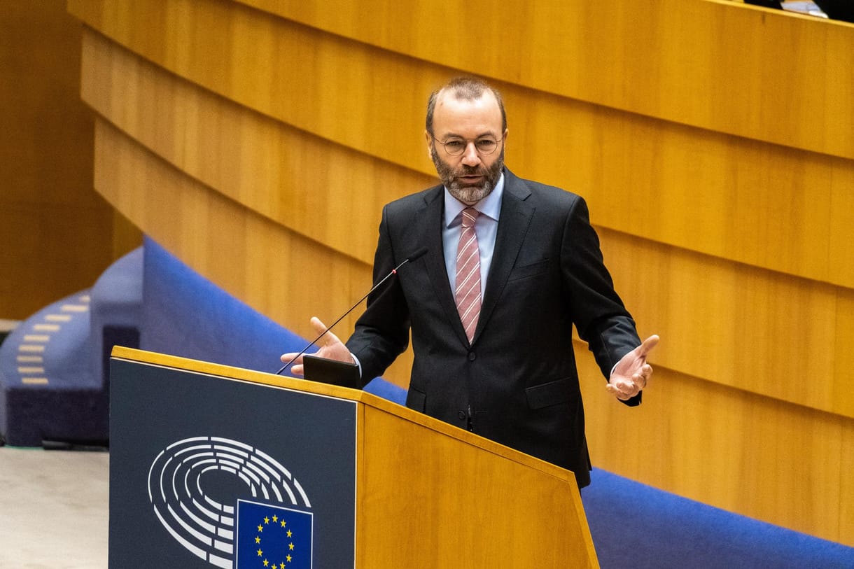 Manfred Weber: Jogi szakértőink szerint Ilaria Salis mentelmi jogát fel kell függeszteni