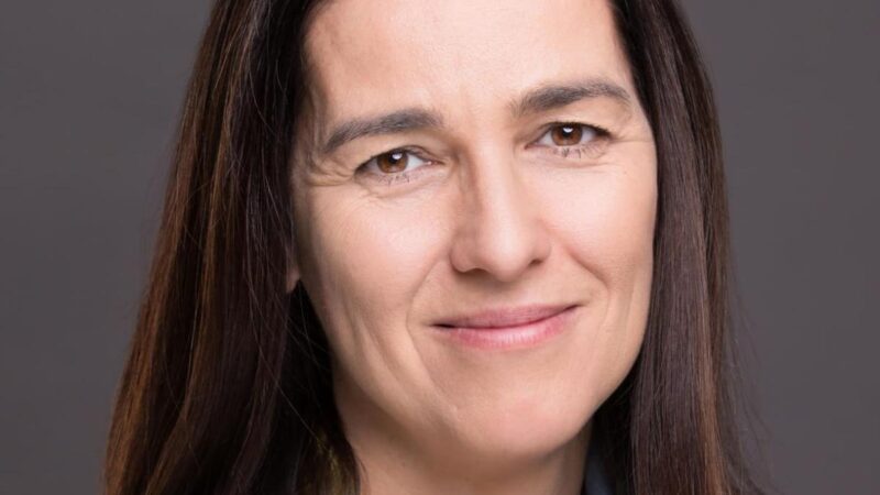 Bemutatjuk Magyar Péter új tanácsadóját – a szocialista hálózatokból a globalista elitbe került Orbán Anita