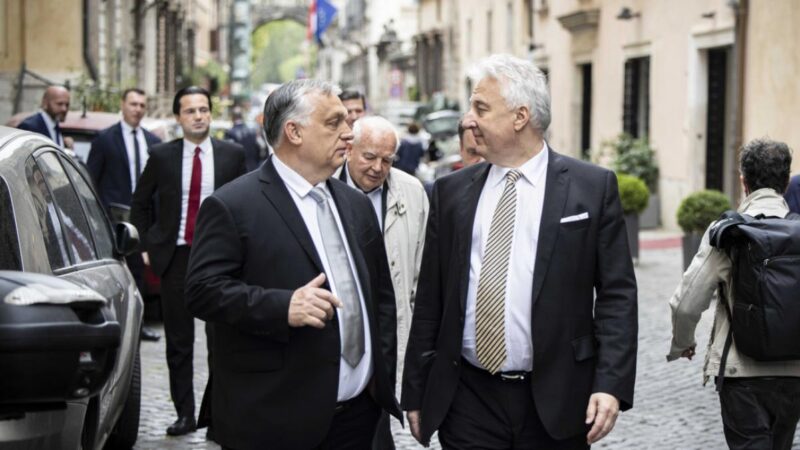 Hivatalos: Orbán Viktort és Semjén Zsoltot is fogadja XIV. Leó pápa