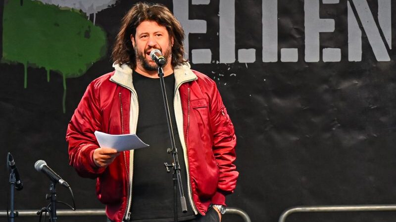 Hadházy után Puzsér is feladta: „a magyar társadalom jelenleg nem alkalmas megbékélésre”