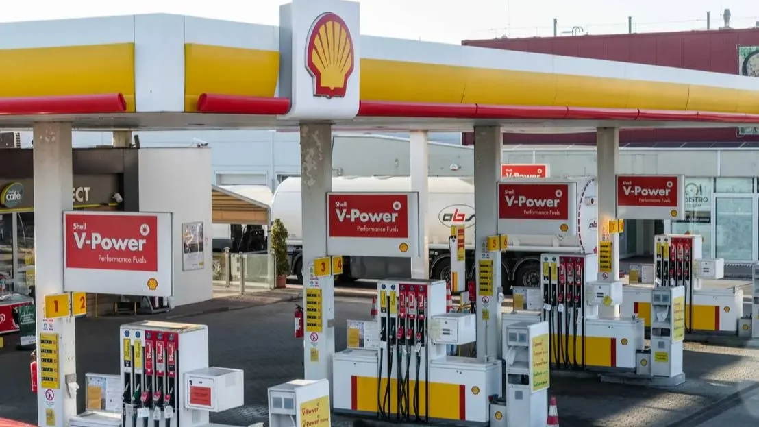 Schiffer feltárta a Tisza mögött álló globális háttérhatalmat