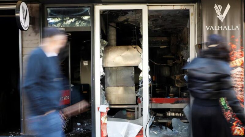 „Kifelé a törökökkel!” – Zavargások Podgoricában