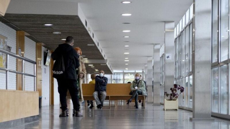 Elképesztő: rekord számú migránst ápolnak a spanyol kórházakban, miközben a helyeik alig kapnak ellátást