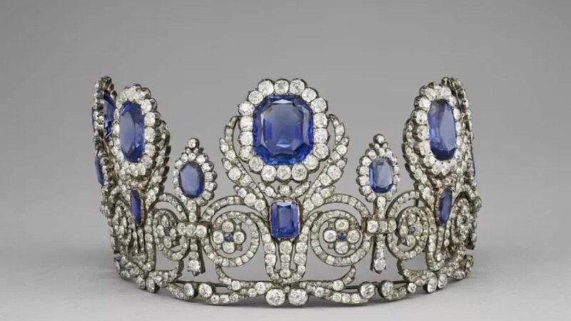 34 milliárd forintot értek a Louvre-ból elrabolt ékszerek, találtak ujjlenyomatokat is