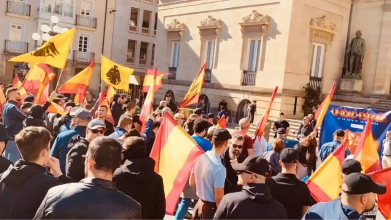 Antifasiszták támadtak egy falangista felvonulásra Spanyolországban