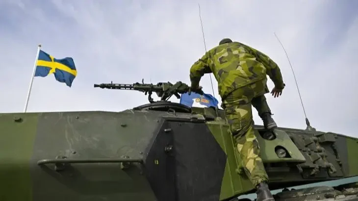 Svédország felszólította a NATO-tagállamok lakóit, hogy készüljenek a háborúra az oroszokkal