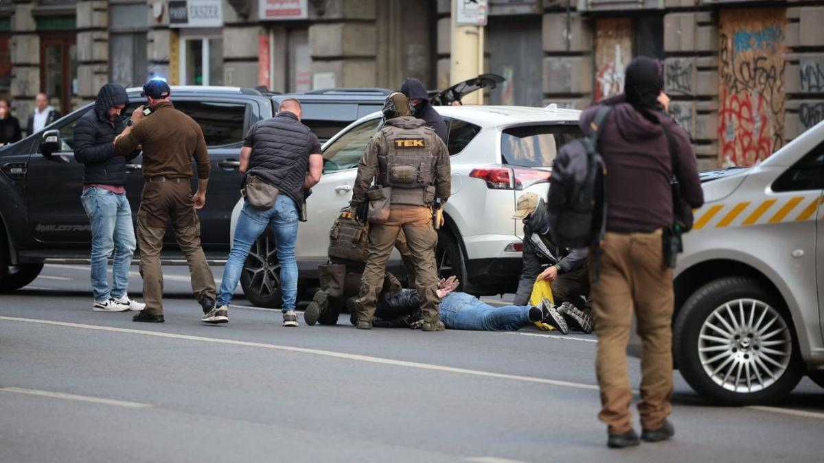 Börtönben marad az ukrán kémbotrány kulcsfigurája, Holló István