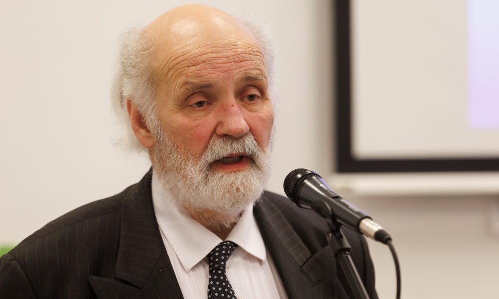 Szolidaritási tüntetést szerveznek Iványi Gábor mellett