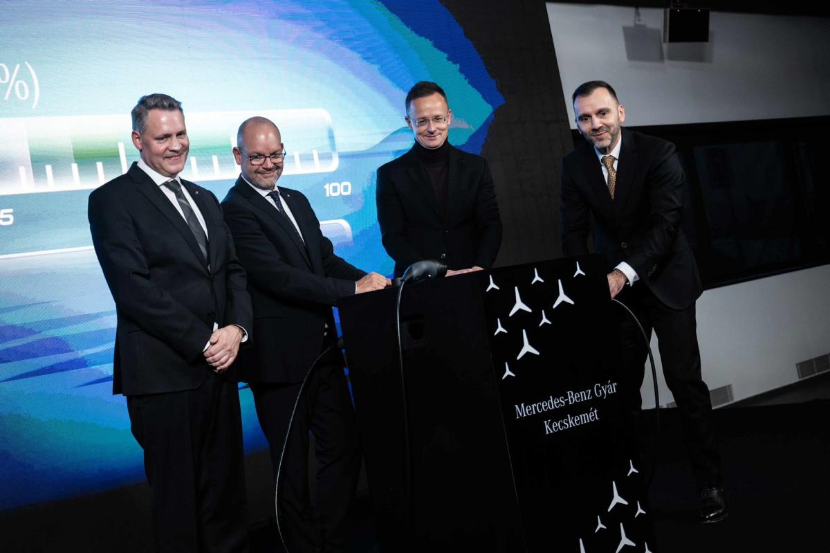 A Mercedes kutatás-fejlesztési központot hoz létre Kecskeméten