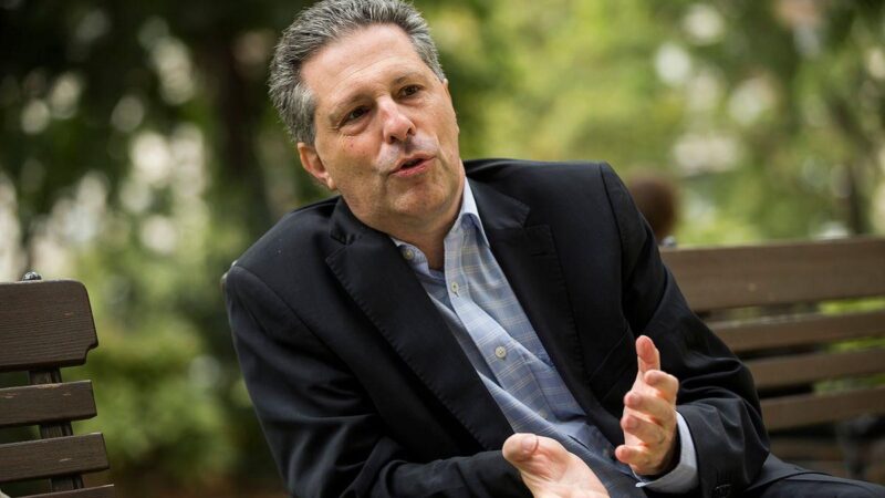 Schiffer András szerint le kell tennie a hivatalát annak a bírónak, aki letöltötte a Tisza applikációját