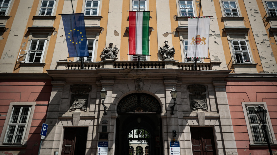 Kiszivárgott a Budapest Brand-jelentés, jutalomnak álcázták a prémiumokat