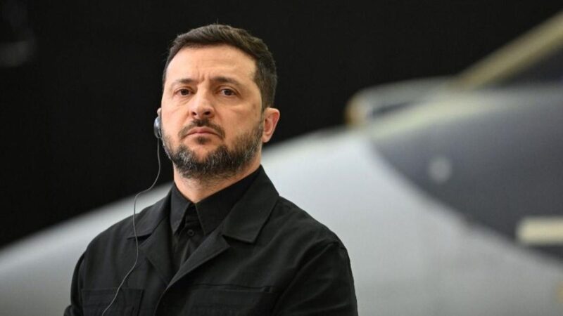 Egy bunkerből könyörgött Volodimir Zelenszkij a volt NATO-főtitkárnak, de a válasz egy nagyon kemény nem volt