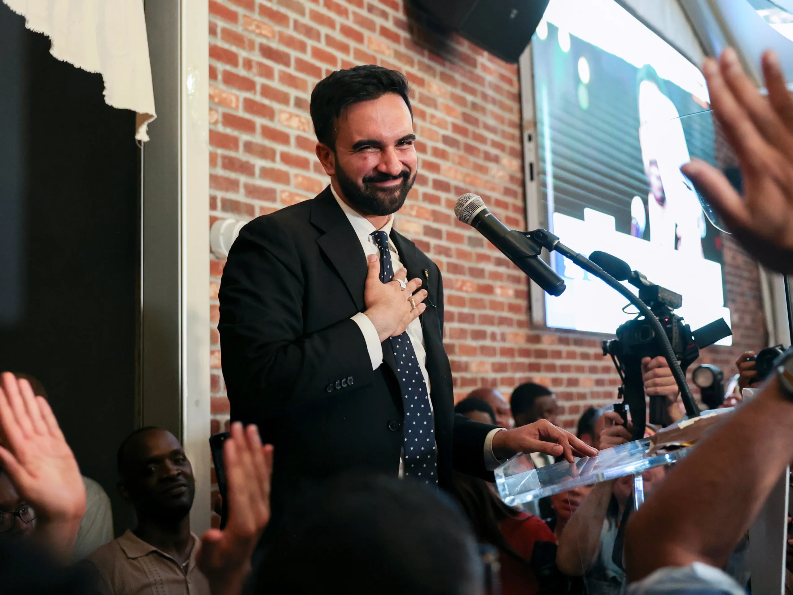 CNN: ugandai születésű, muszlim polgármestere lesz New Yorknak – Széll Bernadett szerint tanulhatnánk az amerikaiaktól