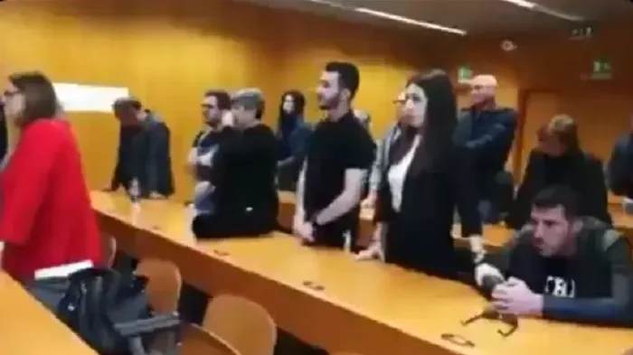 Migráns vágta el egy olasz férfi torkát: alig 12 évet kapott érte – a bíró minden „enyhítő körülményt” figyelembe vett