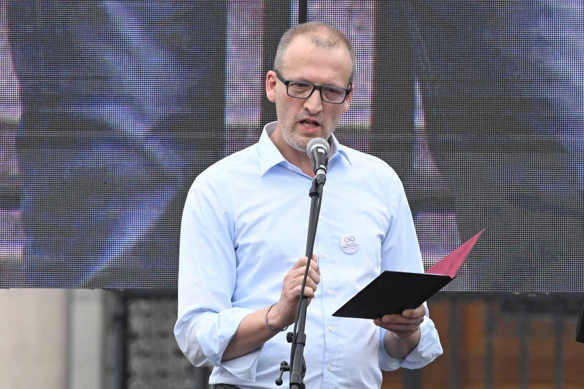 Tarr Zoltán: Tíz évre visszamenőleg megvizsgáljuk a külhoni támogatások felhasználását