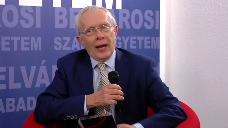 A Tisza szakértője kitálalt: Ha fenik a kést, a malacnak nem kell megmondani, mi jön