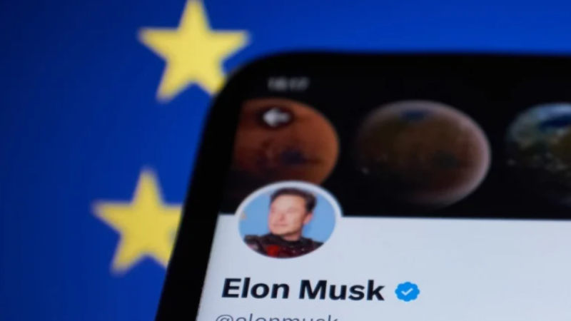 „Ideje megszüntetni az EU-t!” – Elon Musk nekiment az Európai Uniónak