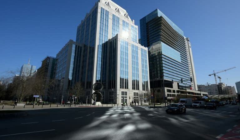 Euroclear: 16 milliárd euró vagyont tartunk Oroszországban, ami elveszhet Moszkva válasza miatt