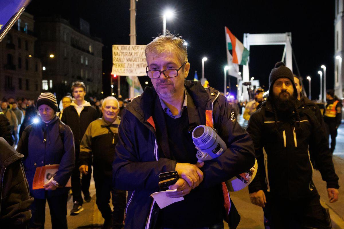 Egyre primitívebb az ellenzék