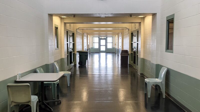 Javítóintézet: gyermekvédelem vagy büntetés-végrehajtás?