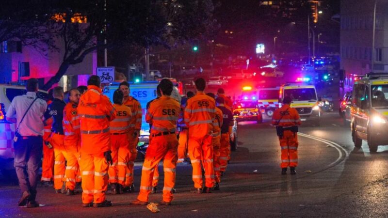 Már 16 halálos áldozata van az ausztráliai terrortámadásnak