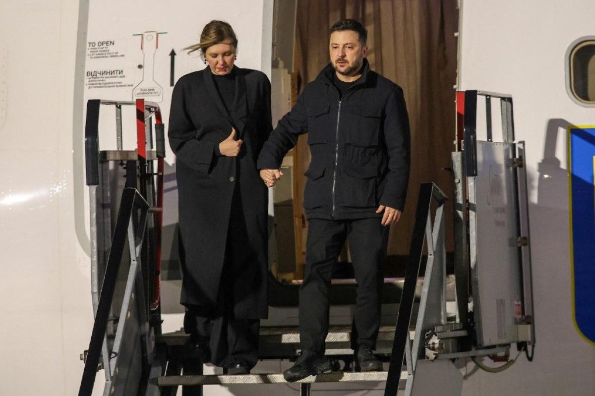 Durva jelenetek az égen: Zelenszkij gépe ellen indult dróntámadás