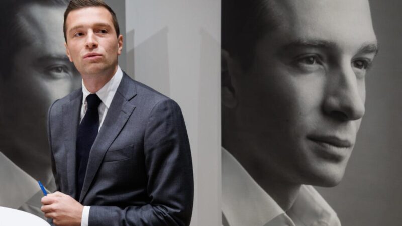 Tojással dobták meg Jordan Bardellát, néhány nappal korábban liszttel támadtak rá